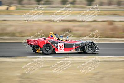 media/Jan-26-2025-CalClub SCCA (Sun) [[cfcea7df88]]/Group 6/Race/